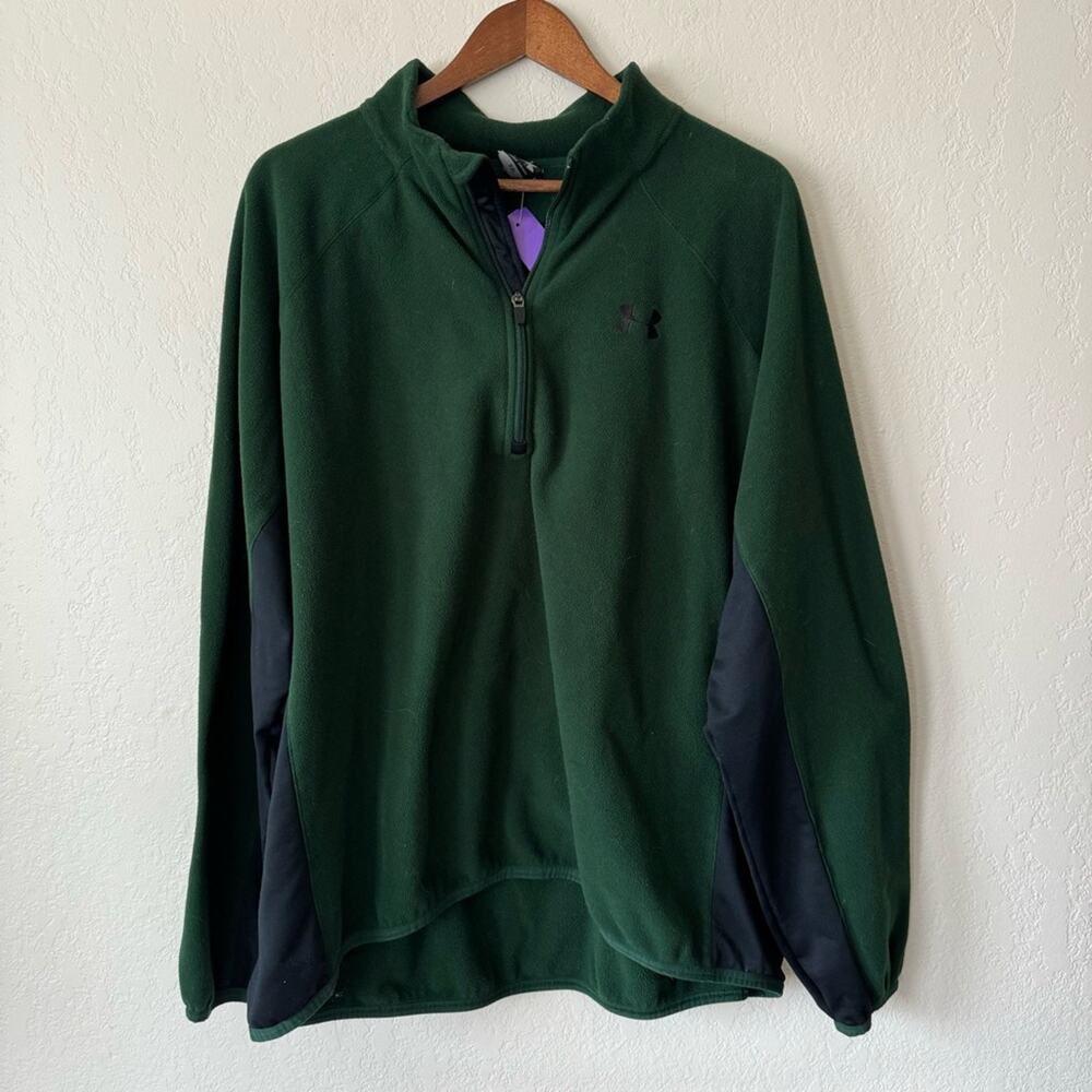 💜 Under Armour | green and black pullover fleece
